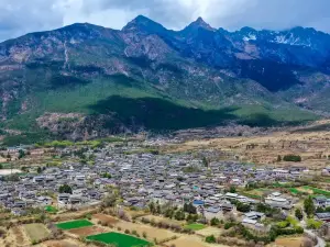 Xuesong Village (Yuhu Village)
