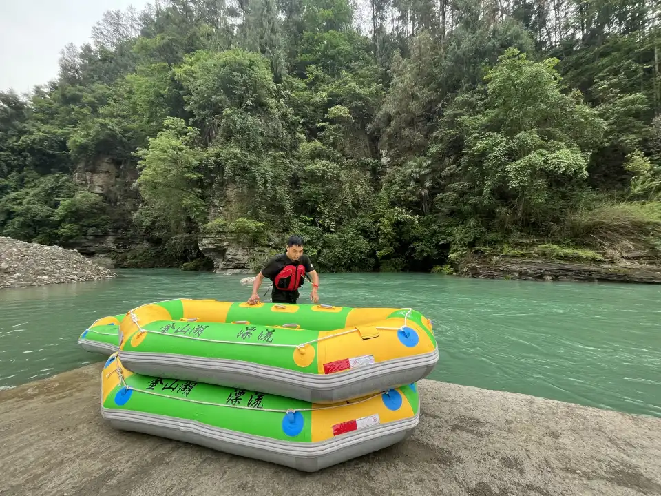 4_Jinshan Lake Rafting