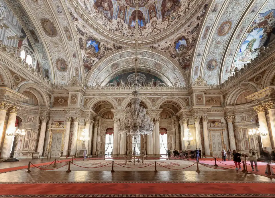 4_Dolmabahce Palace