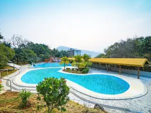 Hezhou Hot Spring