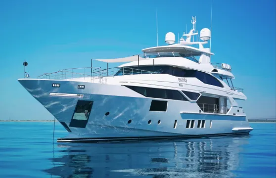 洲際遊艇海釣俱樂部88呎美國進口大型豪華商務遊艇出海包船3小時團體（10人以內）