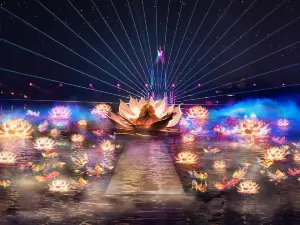 Shifeng Lake Night Tour