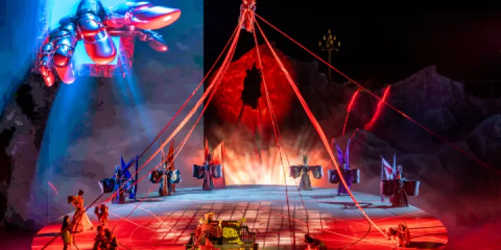 大蜀道不夜三國城