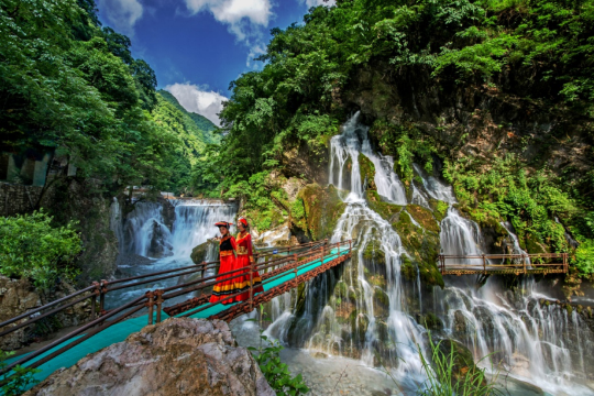 螺髻九十九里温泉瀑布風景區