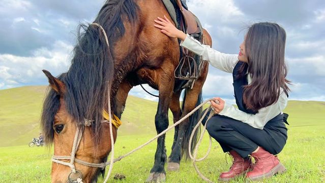Heishantou Aochi Horse Ranch