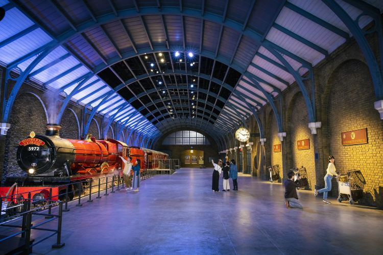 Warner Bros. Studio Tour Tokyo - The Making of Harry Potter