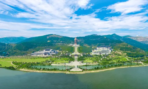 ni shan lv you du jia qu