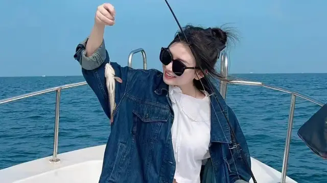 Sea-fishing in Weihai