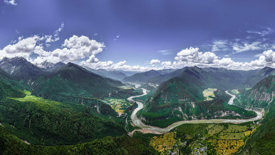 Yarlung Zangbo Grand Canyon