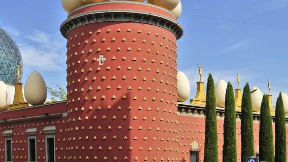 Museum Teater Dali (Teatro-Museo Dali)
