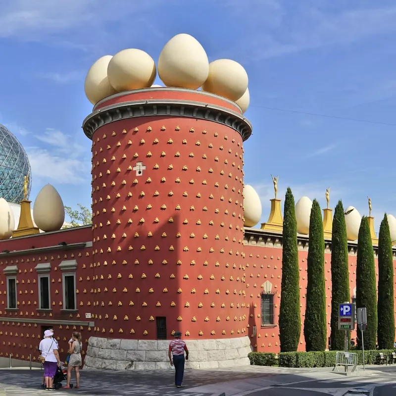 1_Dalí Theatre and Museum