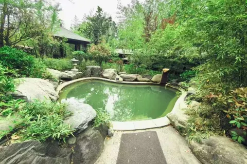 Louguandao Hot Spring