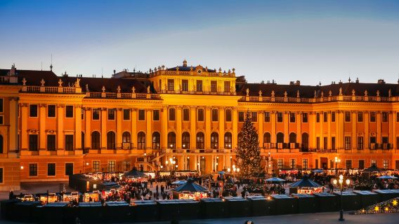 沃蒂夫教堂+美泉宮+斯蒂芬大教堂+維也納聖伯多祿教堂一日遊