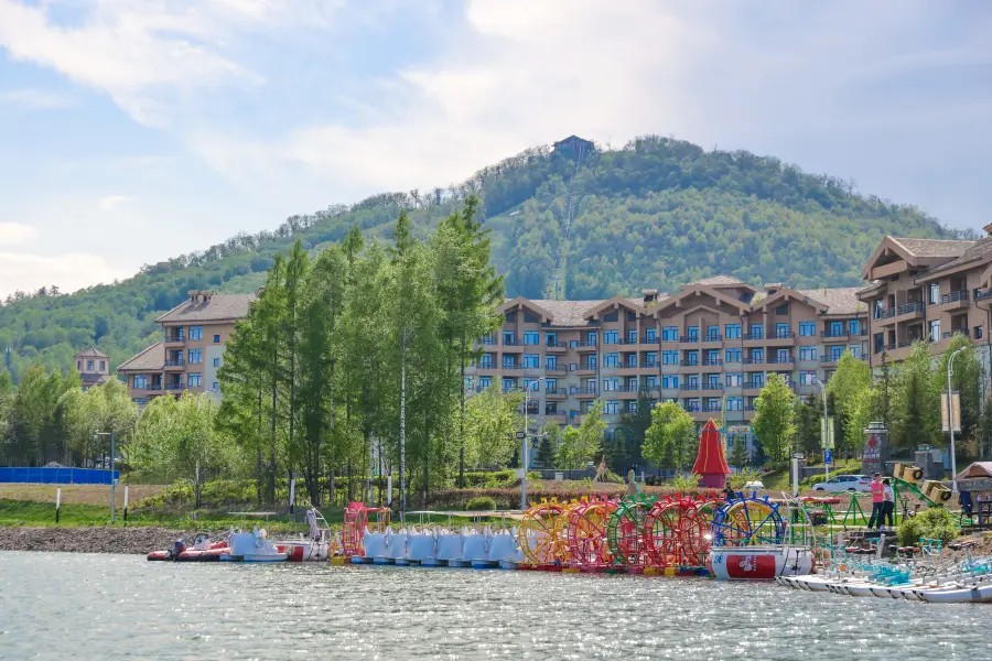 Wanda Changbaishan International Resort