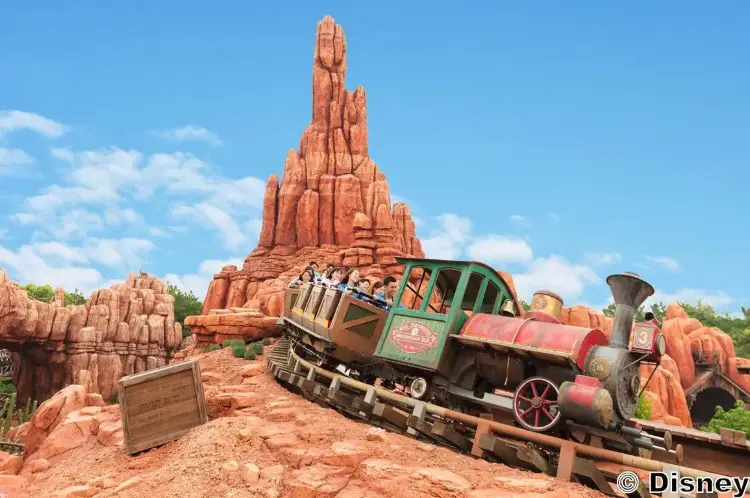Tokyo Disneyland and Tokyo Disney Sea