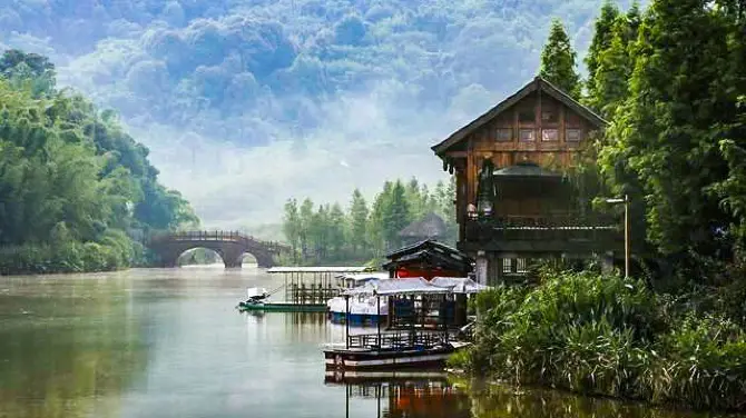 1_赤水凤凰花坞