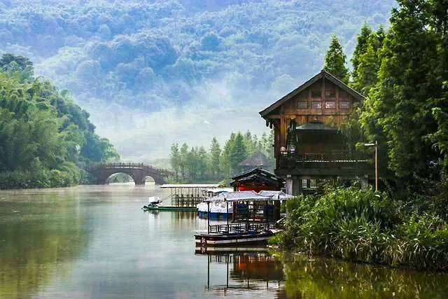 1_赤水凤凰花坞