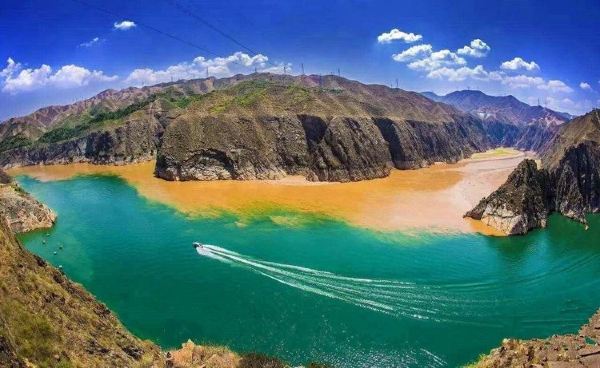 Yellow River-Taohe River Intersection Viewing Platform