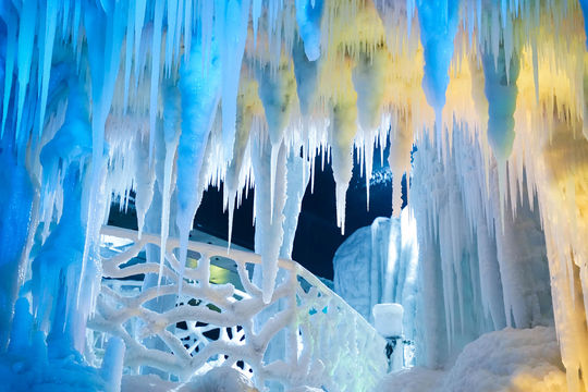 Binglian Cave Wonderland