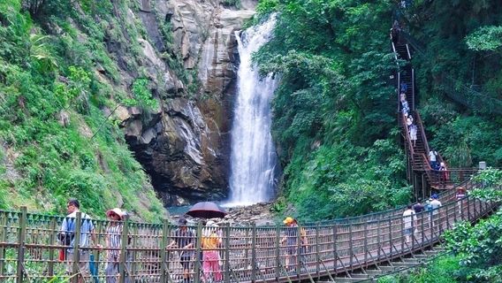 Chiayi Guanyin Waterfall Meeting Point ( not the waterfall )