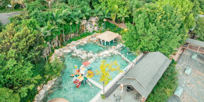 Huquan Banshan Hot Springs image 0