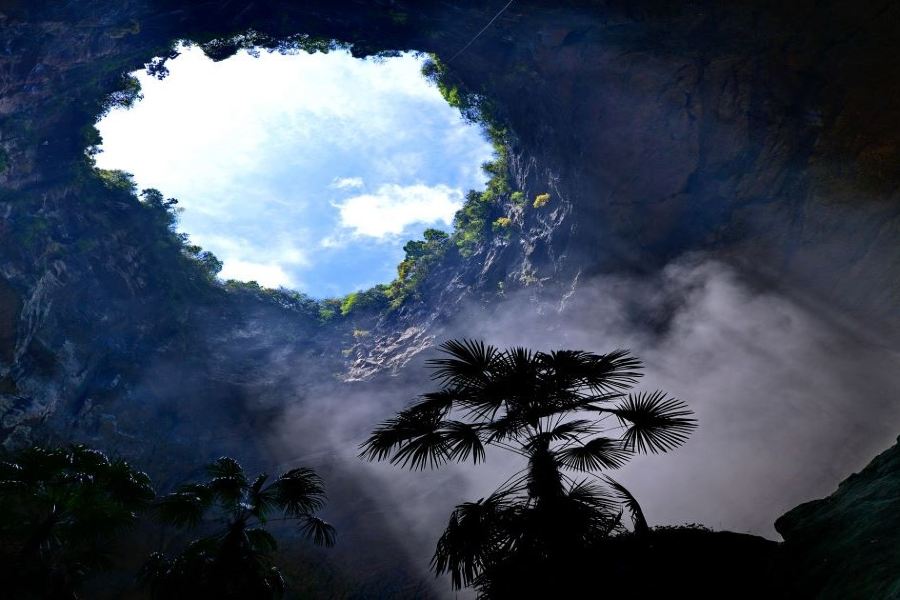 矅天眼景區