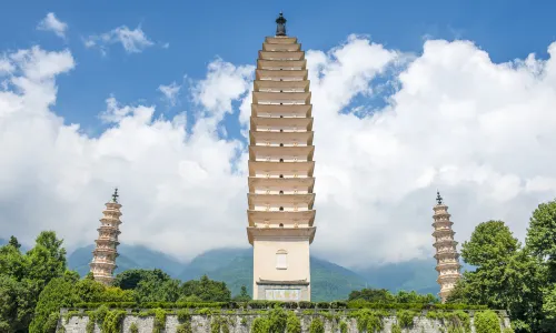 崇聖寺三塔