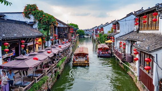 Shantang Street Baijuyi Wharf