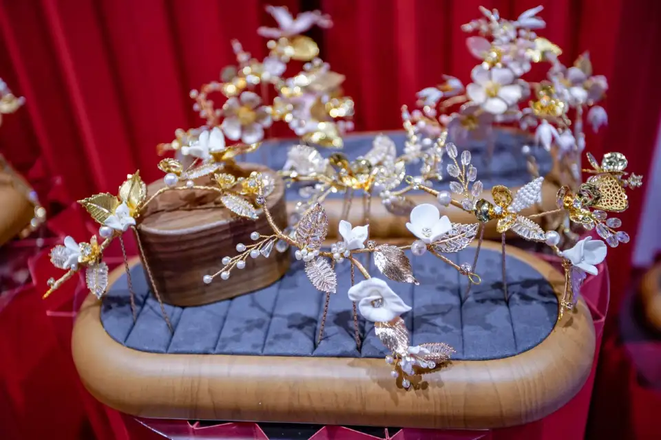 4_第123屆香港結婚節暨秋日婚紗展｜一站式婚禮服務｜中西式婚宴場地｜最強消費大抽獎 | 17+熱賣餅卡禮券品牌
