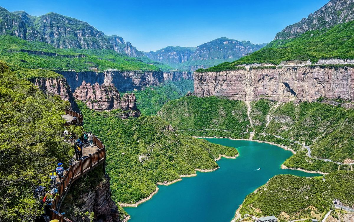 Henan Baoquan Tourist Area
