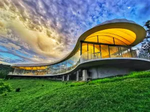 Jiunvfeng Immersive Scenic Area