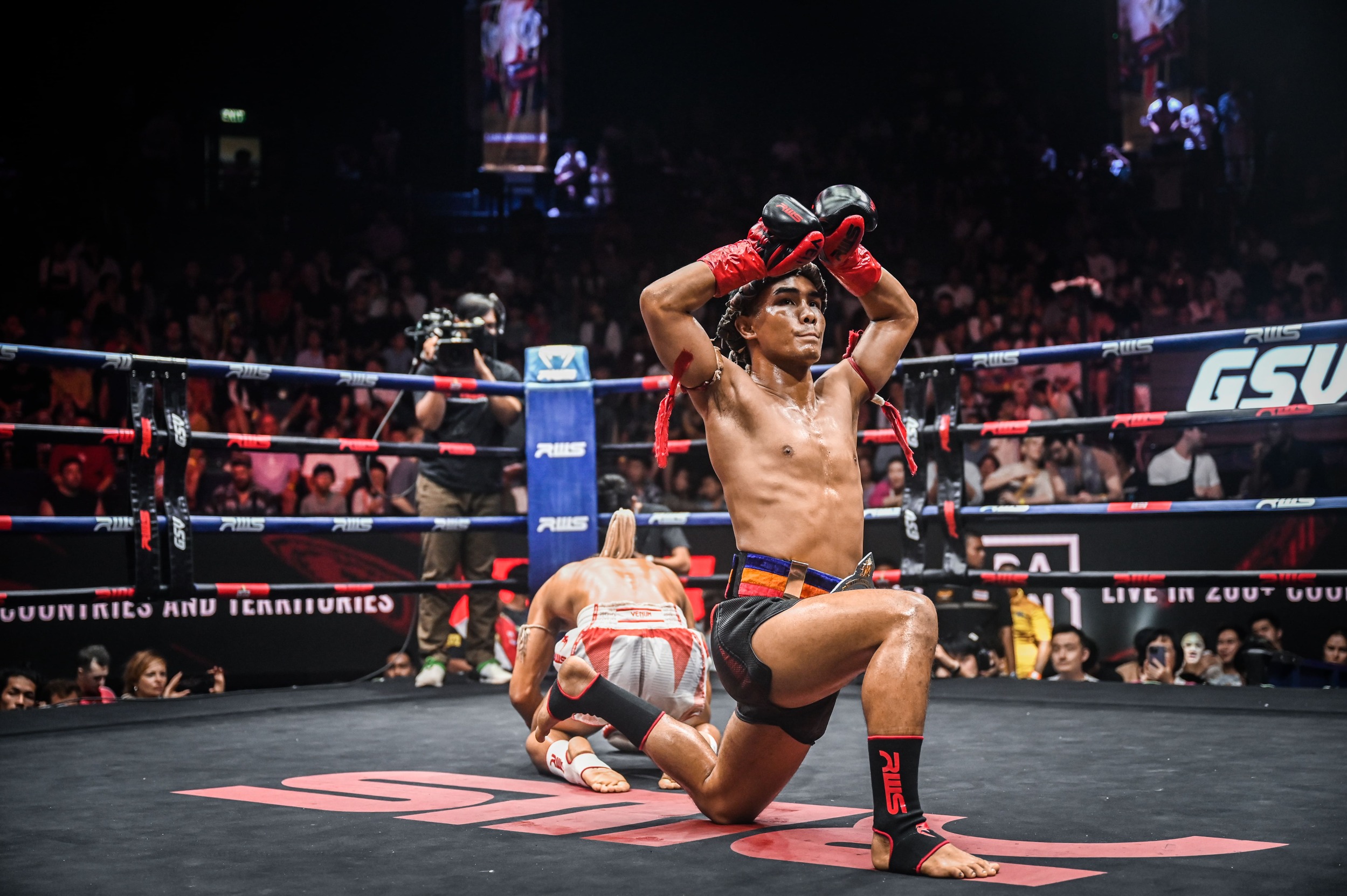 Hotels near Rajadamnern Muay Thai Stadium