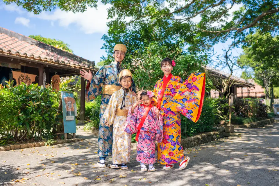 3_Okinawa World