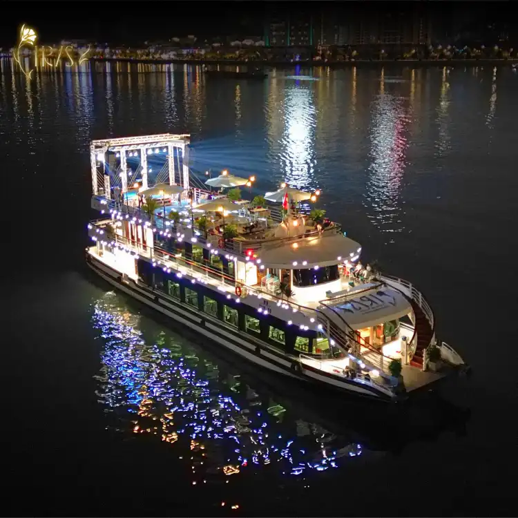 Hotels near Bãi tắm