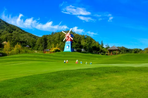 伏牛山滑雪度假樂園