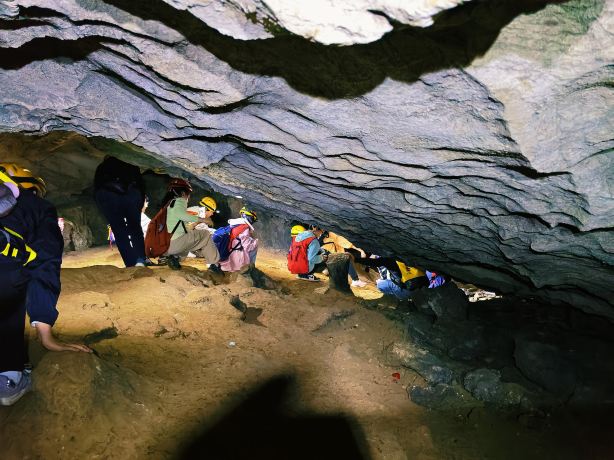 Anlong Rhino Cave