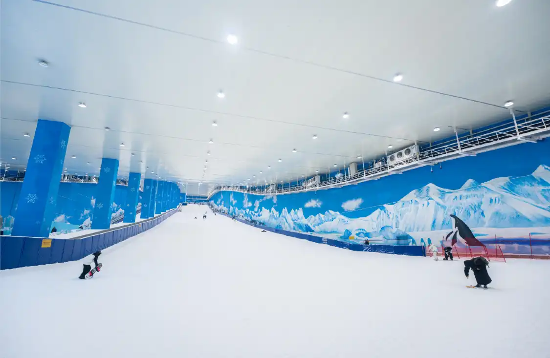 Hotels near Jihua Ice and Snow · Xiangcheng Ski Hall