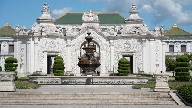 Hengdian New Yuanming Palace