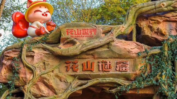 Huashan Mysterious Grottoes