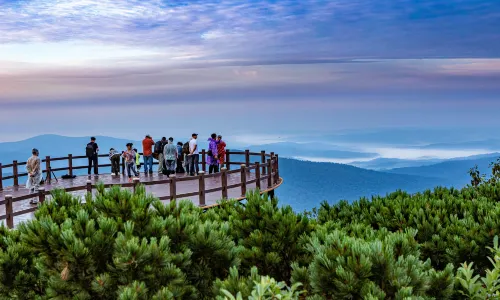 Fenghuangshan National Geopark