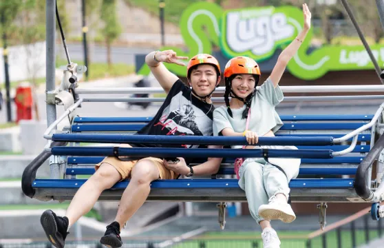 吉隆坡天際線斜坡滑車斜坡滑車與空中吊椅(各四次)+ 1 次 Hyfly 滑索組合大小同價