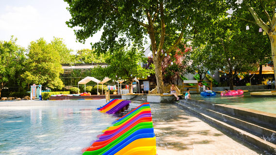 Jiangnanchun Hot Spring