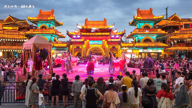 Zhouzhi Water Street Fireworks Alley