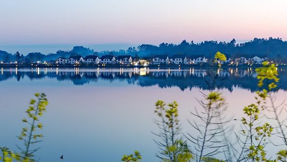 Hanyang Lake Scenic Area