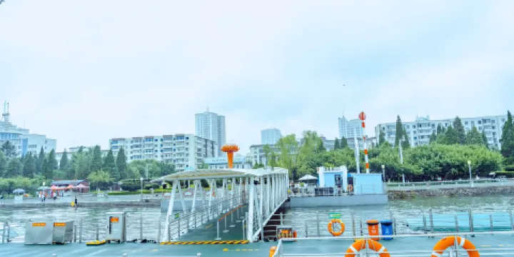 鴨綠江中朝界河遊船(2號觀光碼頭)