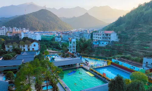 Tanghu Hot Spring