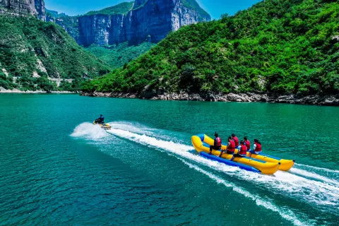 Baoquan Grand Canyon in Henan