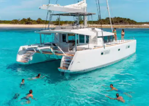 Jiajing Island Cool Yacht Club