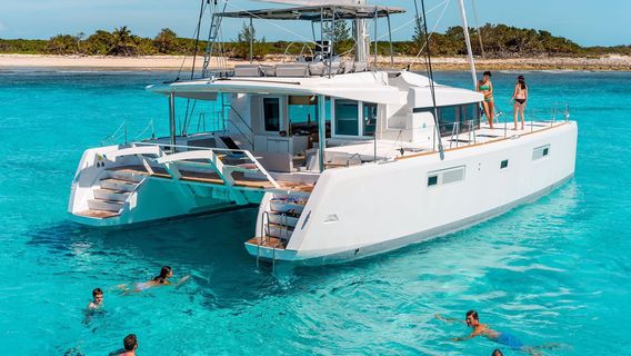 Jiajing Island Cool Yacht Club