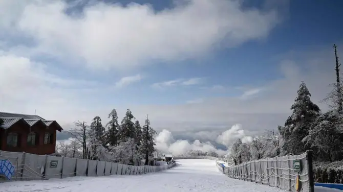 4_Emei Mountain Ski Field